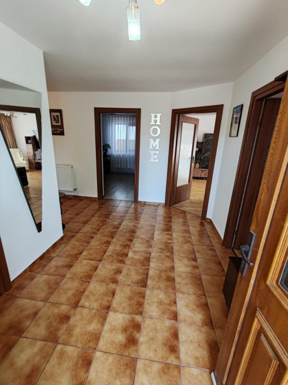 Proprietar vand casa Holboca Central