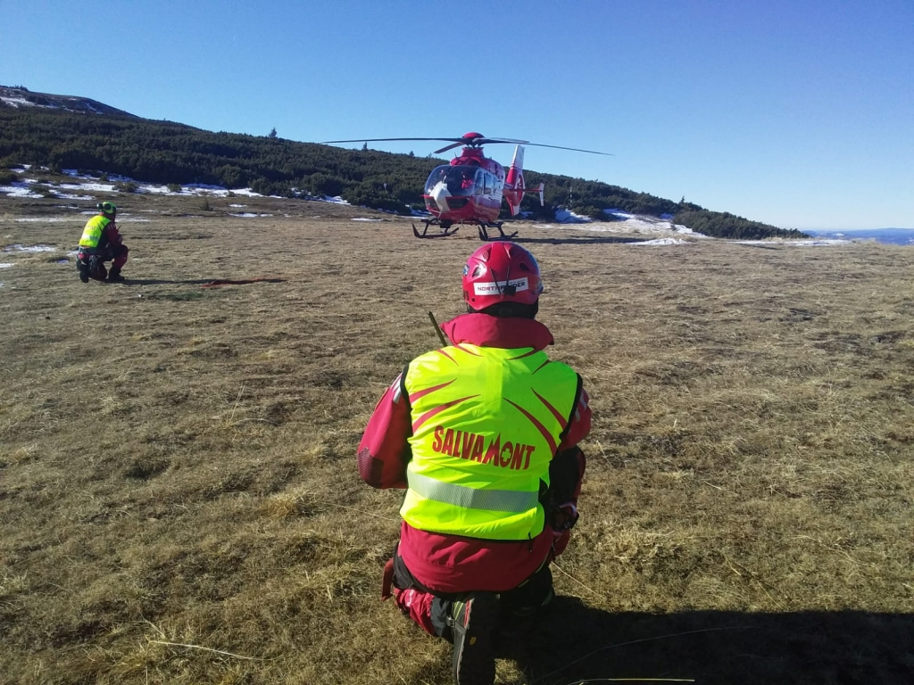 Elicopter SMURD chemat în ajutorul unui turist rănit pe Ceahlău