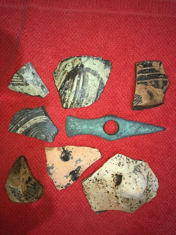   Un topor din perioada Cucuteni, descoperit la Neamţ