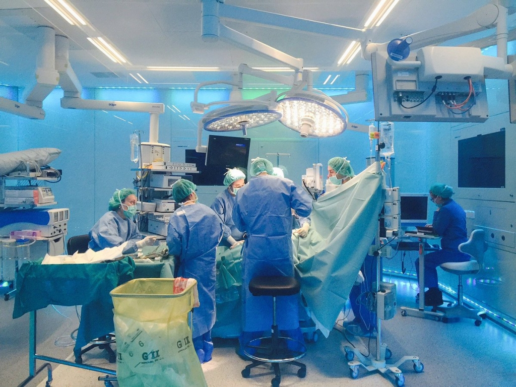 Prelevare de organe, la Iaşi -  La 15 ani, un copil din Galaţi a salvat cinci vieţi